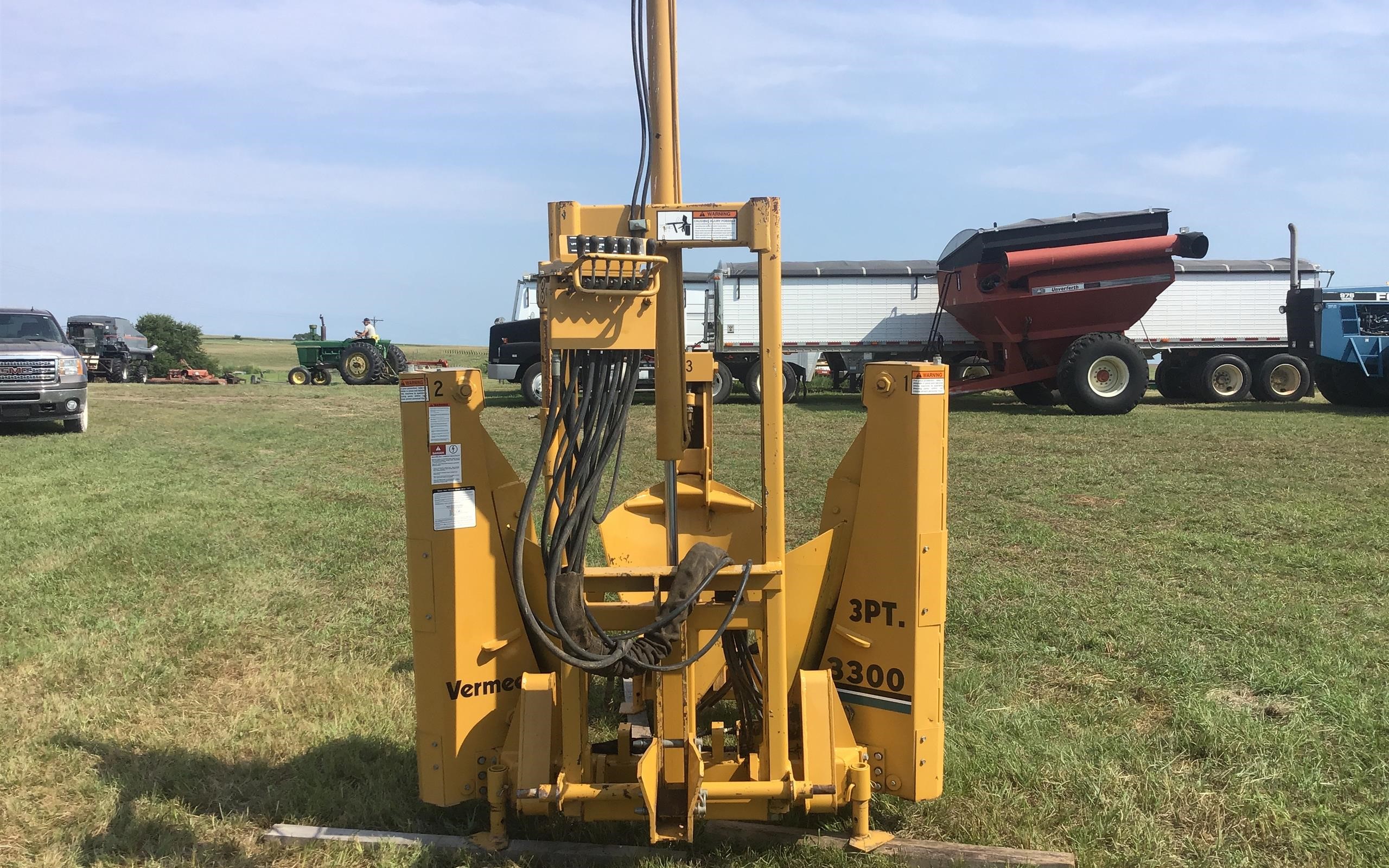 TS3300